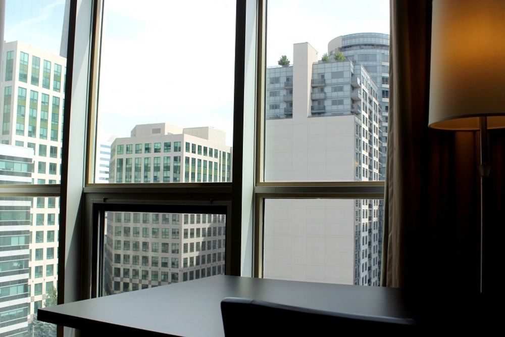 Blue Jays Aparment Apartment Toronto Exterior photo